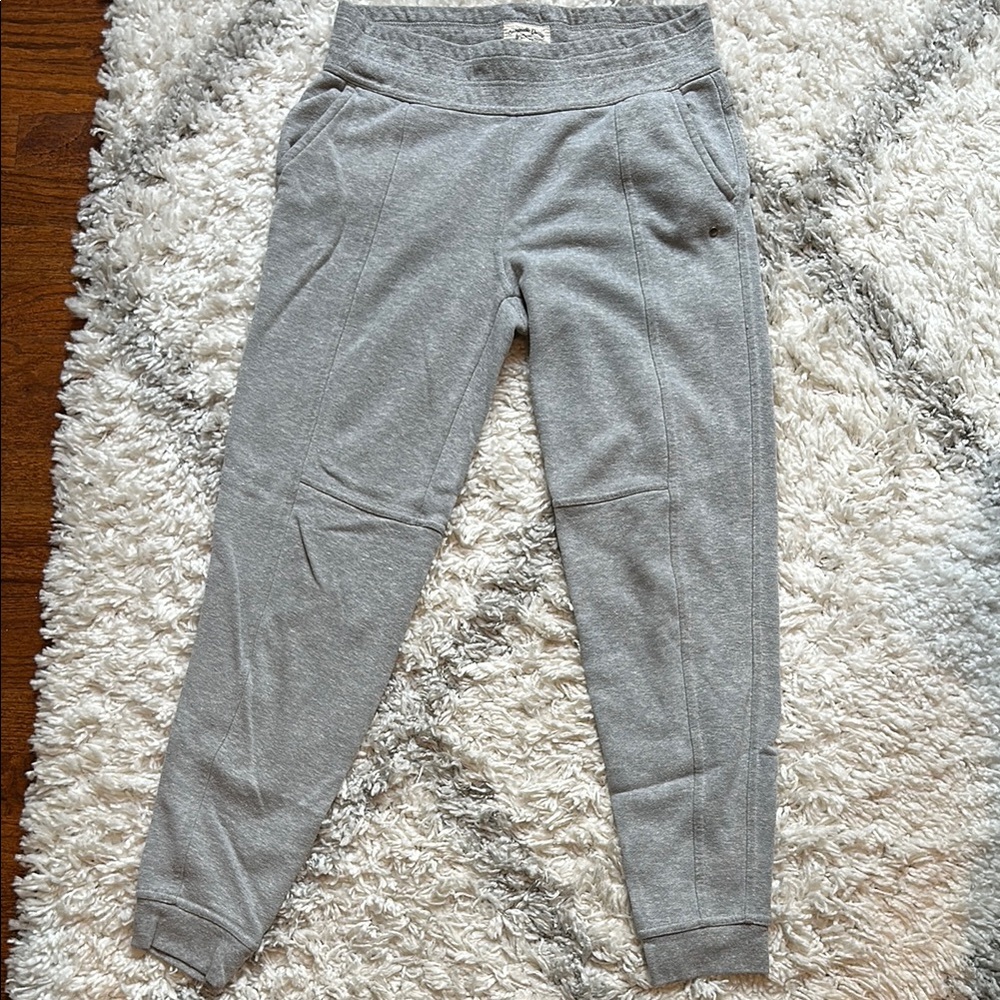 Prana sky canyon jogger pants in Moonrock gray size 2